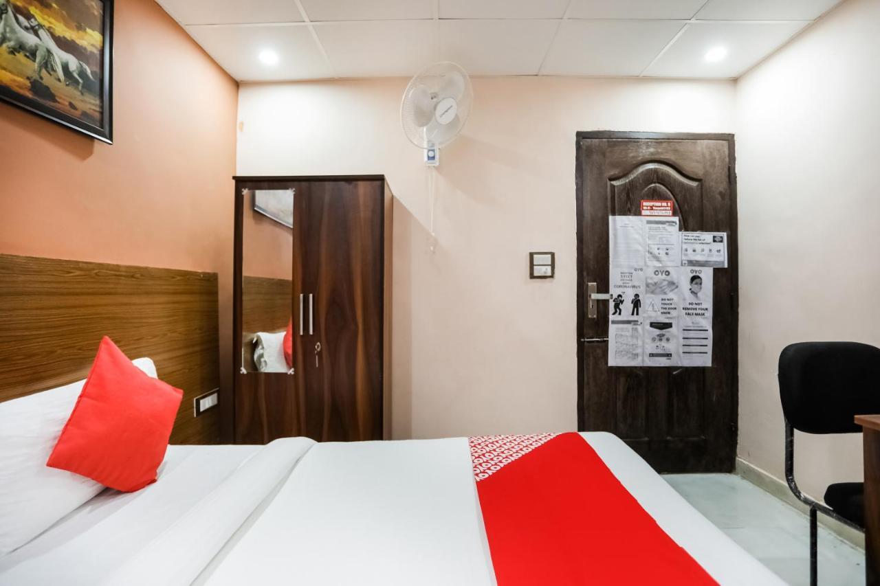 فريد آباد Oyo 72993 Hotel The Gold المظهر الخارجي الصورة