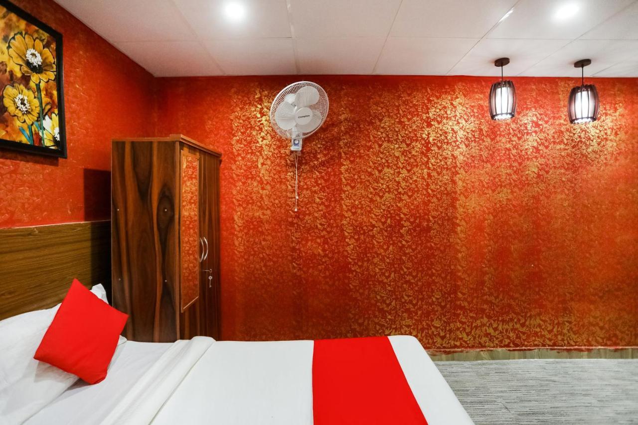فريد آباد Oyo 72993 Hotel The Gold المظهر الخارجي الصورة