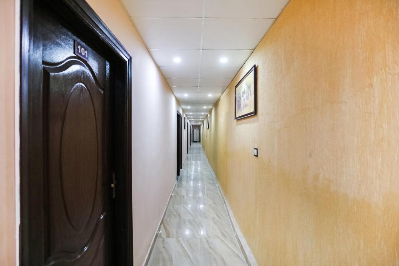 فريد آباد Oyo 72993 Hotel The Gold المظهر الخارجي الصورة